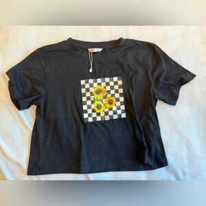 ROMWE Black Tee with Sunflower Checkerboard Graphic